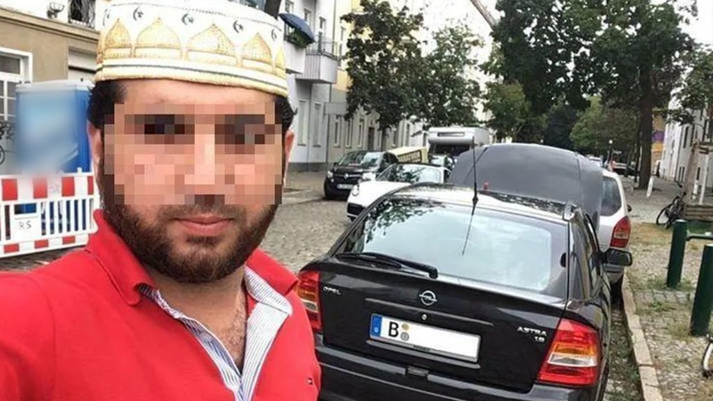 Amokfahrt auf Berliner Autobahn – Anschlag im Namen Allahs oder Tat eines psychisch Kranken? Täter wurde bereits aus Maßregelvollzug entlassen und zur Fahndung ausgeschrieben
