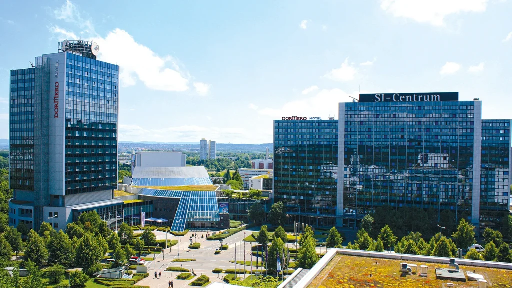 Stadt Stuttgart gibt hohe Summen für in Hotels untergebrachte Flüchtlinge aus