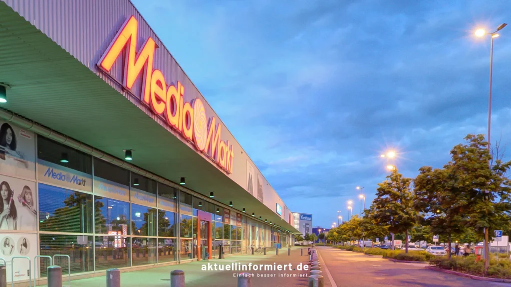 Messerangriff im Ulmer Media Markt – Anklage wegen versuchten Mordes erhoben: Eritreer war erst kurz vor Tat aus Haft entlassen worden